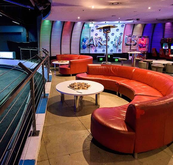 Auscarts Bar and Lounge