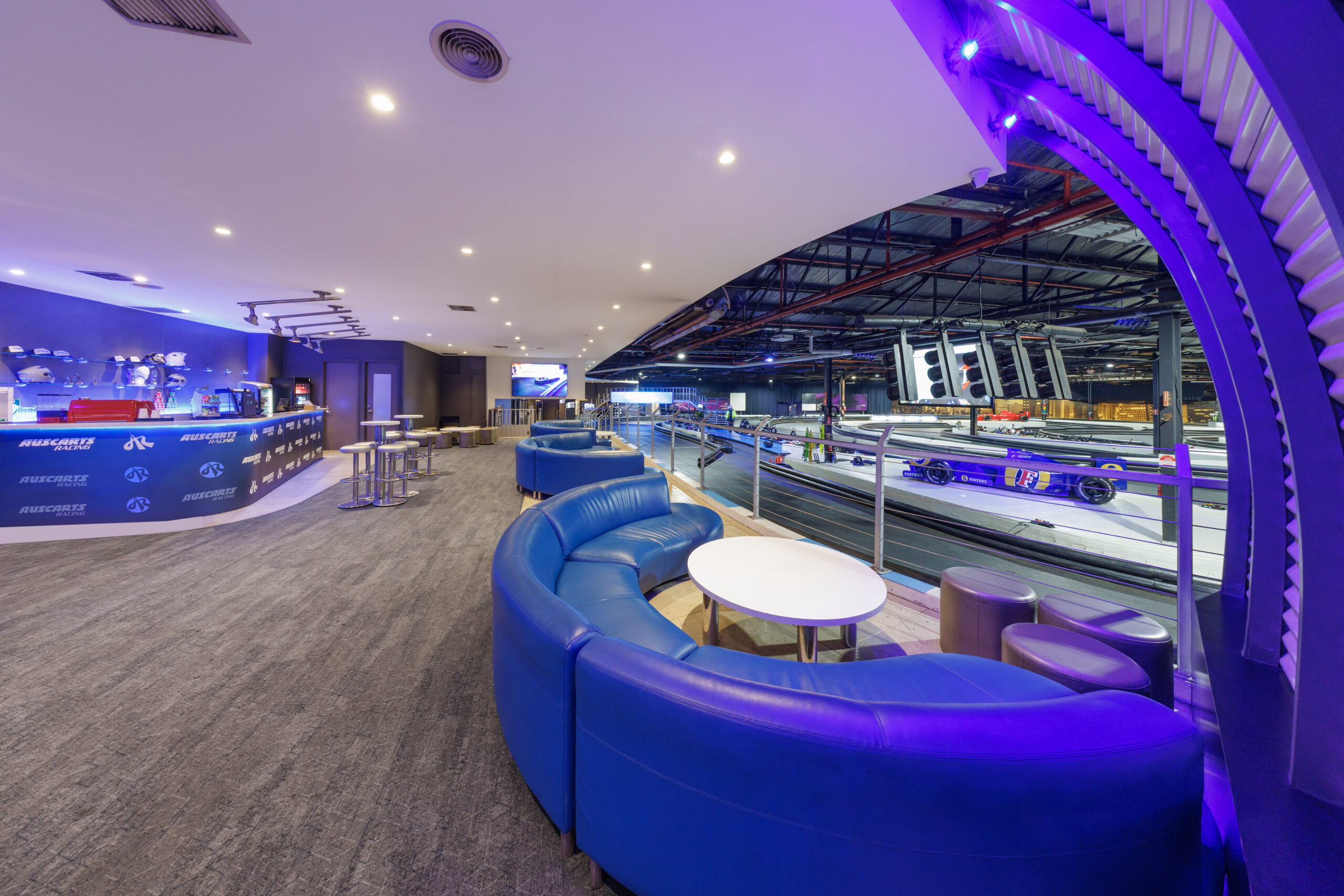Auscarts Bar and Lounge